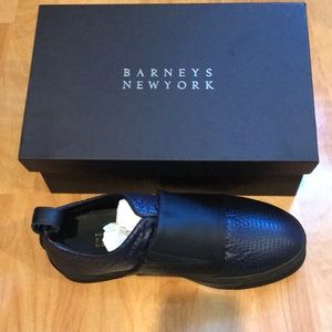 New in box Barneys sneakers size 39